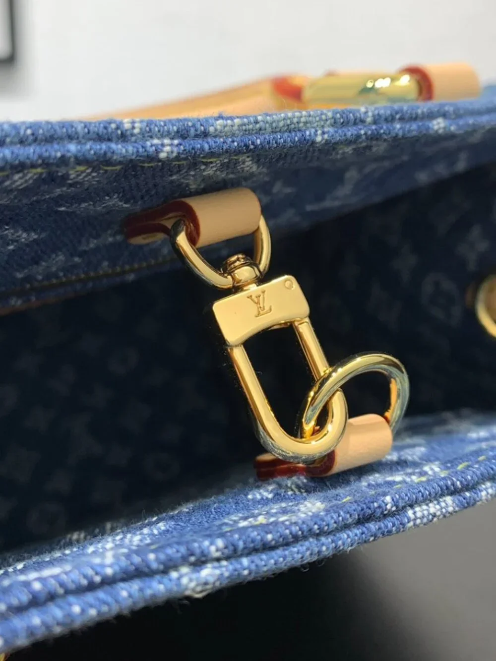 Louis Vuitton OnTheGo PM Tote Bag
